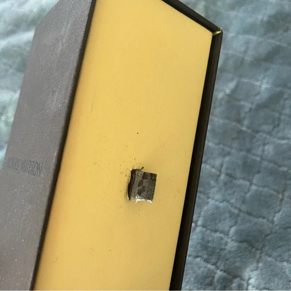 Louis Vuitton‎ Black and Yellow pullout sunglasses Box